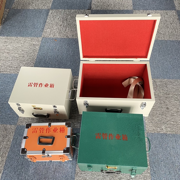 提蒙乡爆破工程作业箱如何选择？玻璃钢与传统材质的全面对比